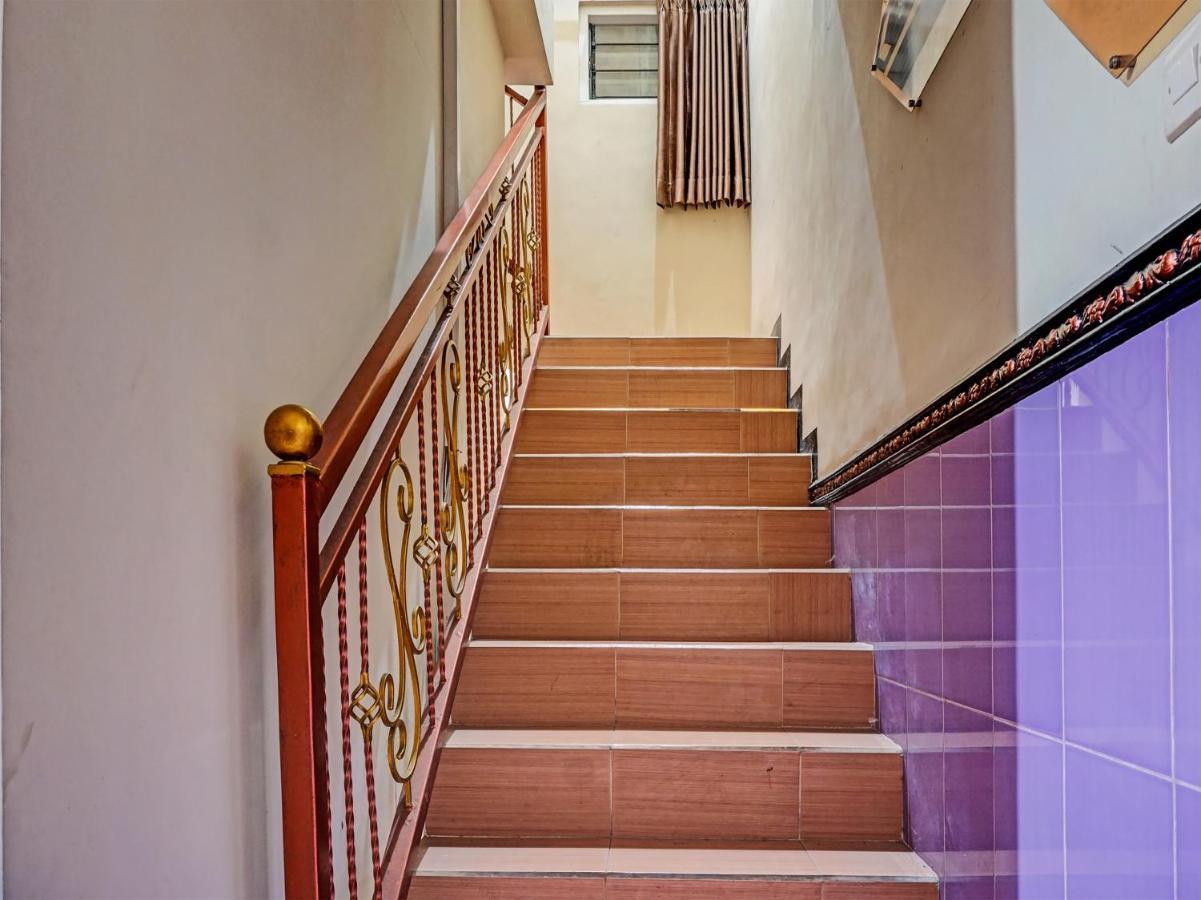 Spot On 1870 Graha Batu Mulia Hotel Buitenkant foto